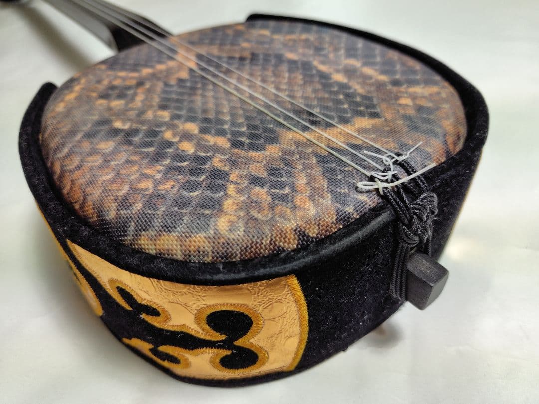 三線（沖縄三味線） 江戸与那城型　当代名工棹