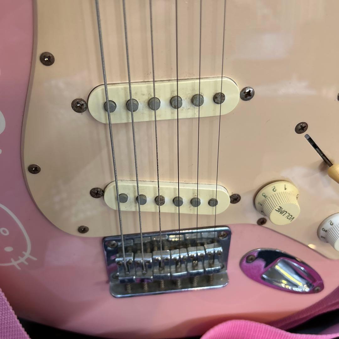 スクワイヤー Hello Kitty エレキギター