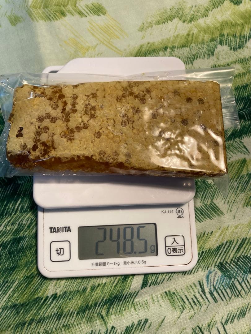 あやたん　ニホンミツバチ　巣蜜　コムハニ　935g