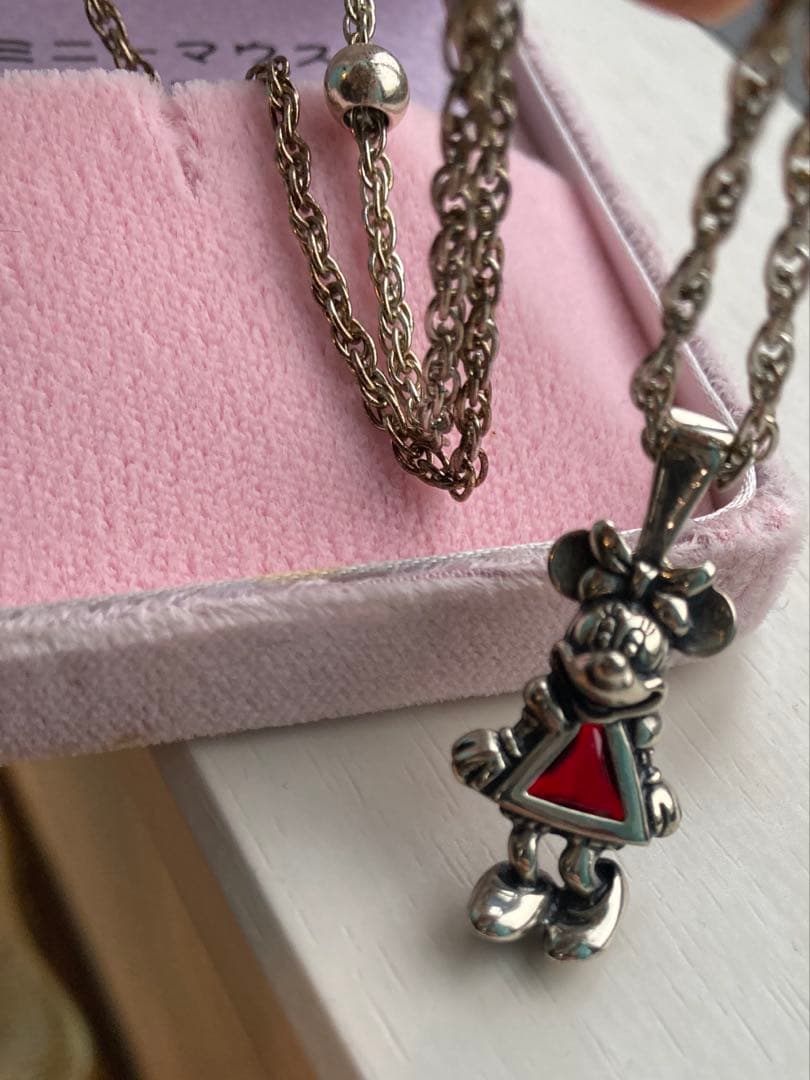 ディズニーミニーマウス誕生70周年記念純銀製ネックレス