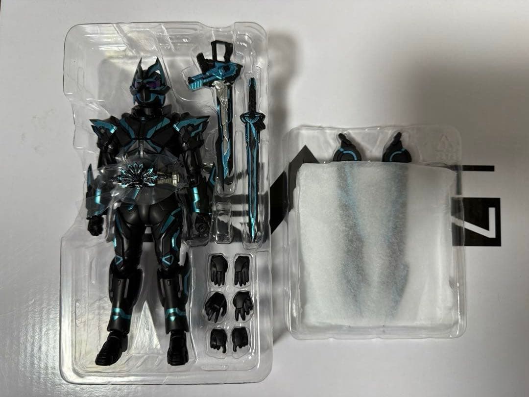 S.H.Figuarts フィギュアーツ　仮面ライダーXギーツ