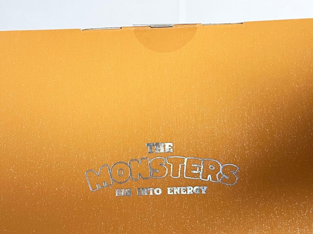 新品未開封 ラブブ ROCK THE UNIVERSE 正規品