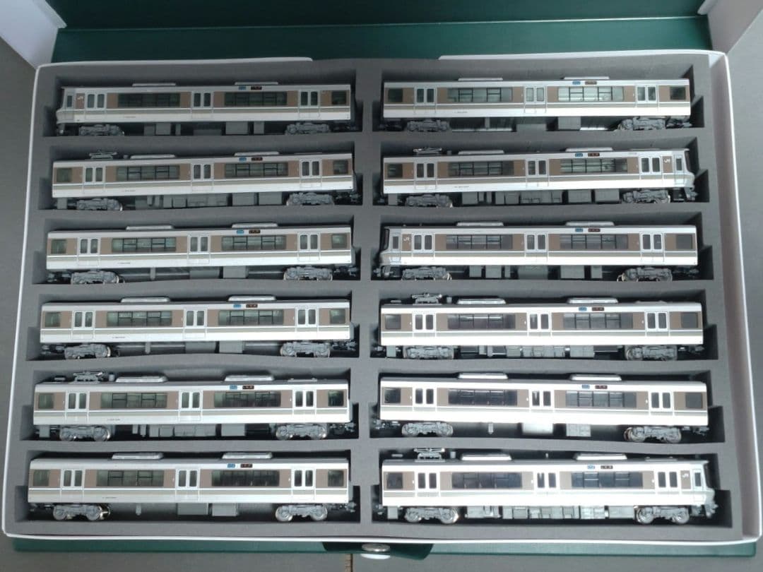 KATO10-536＋10-537 223系2000番台 12両セット