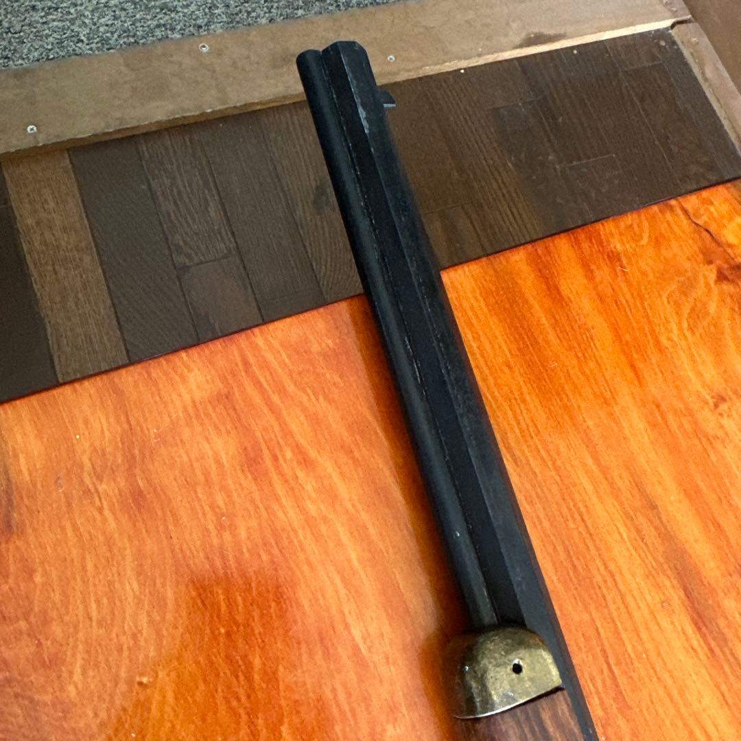 【遺品整理】モデルガン レプリカ銃 木製モデルガン ブラウン 彫刻デザイン