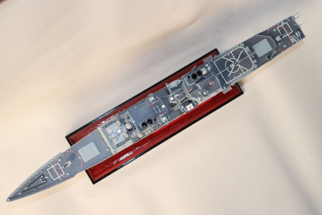 ドラゴン製USSイージス巡洋艦モービルベイ　完成品　アクリル製ケース付　プラ模型