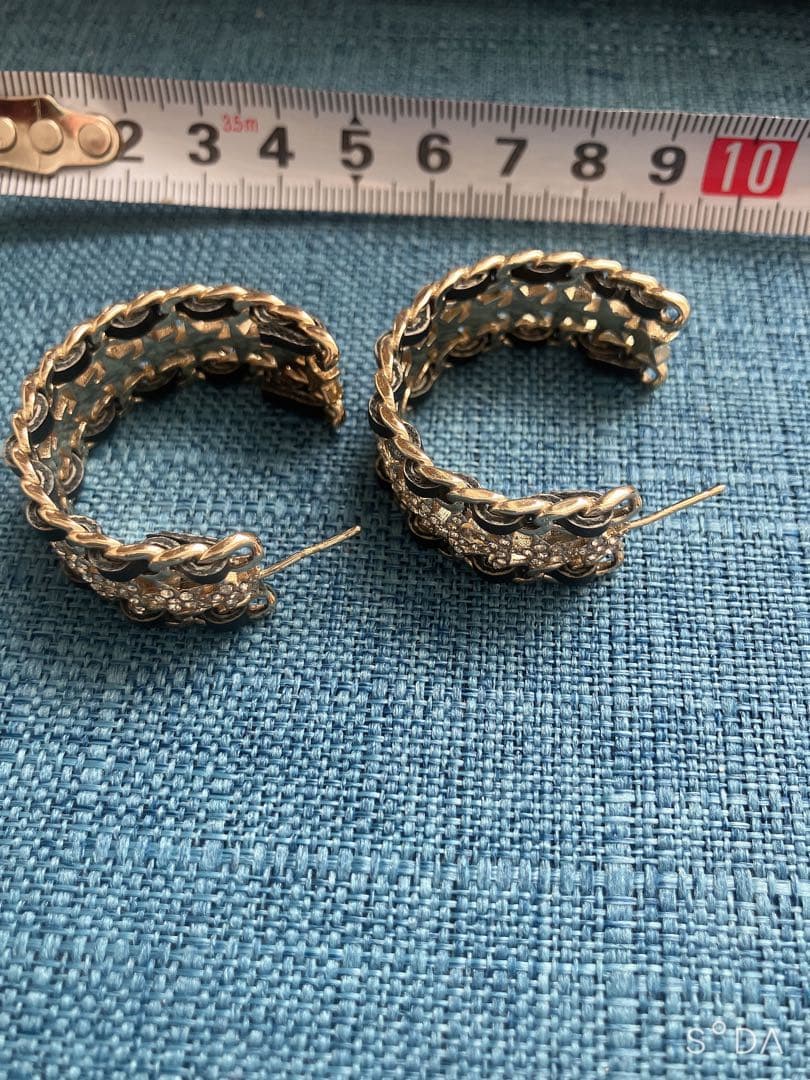 セール　CHANEL ノベルティ　星　ラインストーン　ピアス