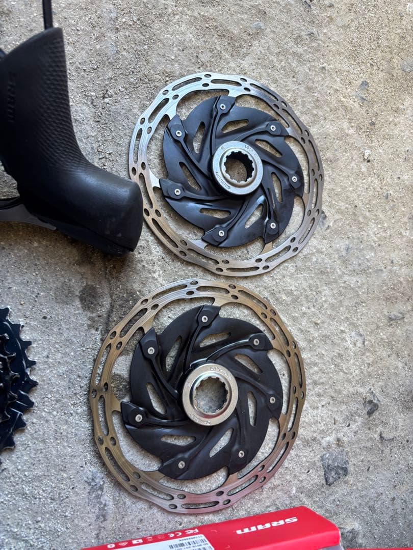 A*e様 SRAM Force eTap AXS グループセット