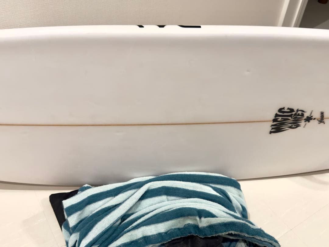 MAGIC CARPET HOUDINI サーフボード ミッドレングスFCS2