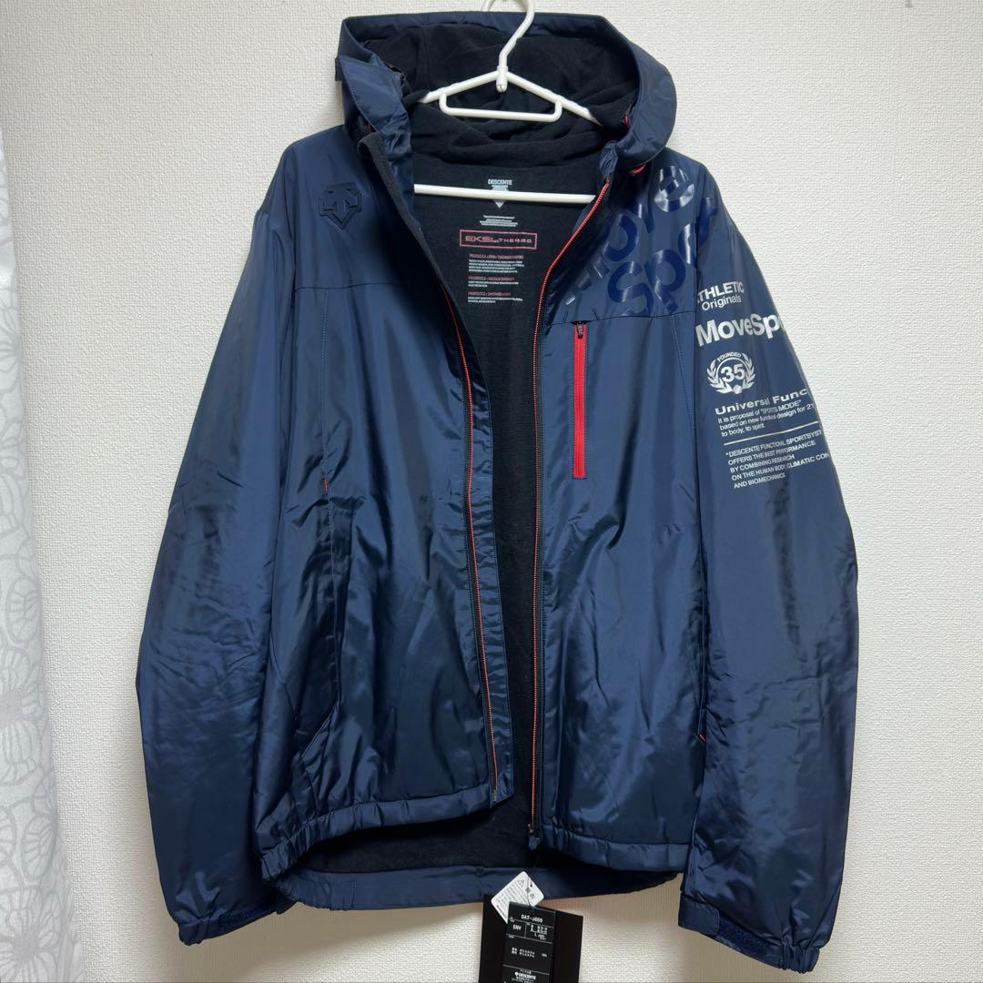 未使用タグ付き　デサント EKS+THERMO ウインドブレーカー