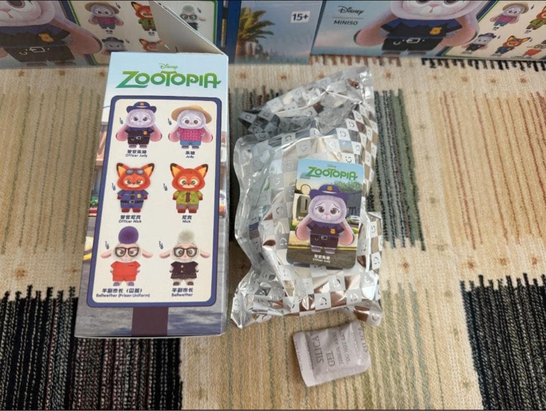 【PEACE】ジュディ警官➕ニック私服➕ニック警官