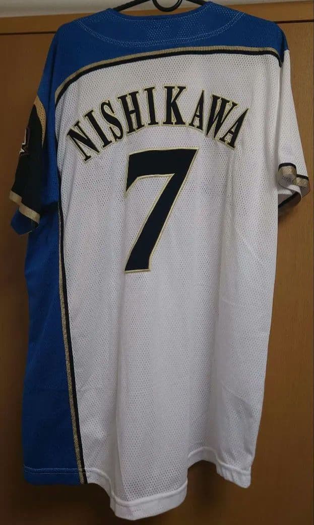 【セール中！】北海道日本ハムファイターズ 西川遥輝 ユニフォーム Lサイズ