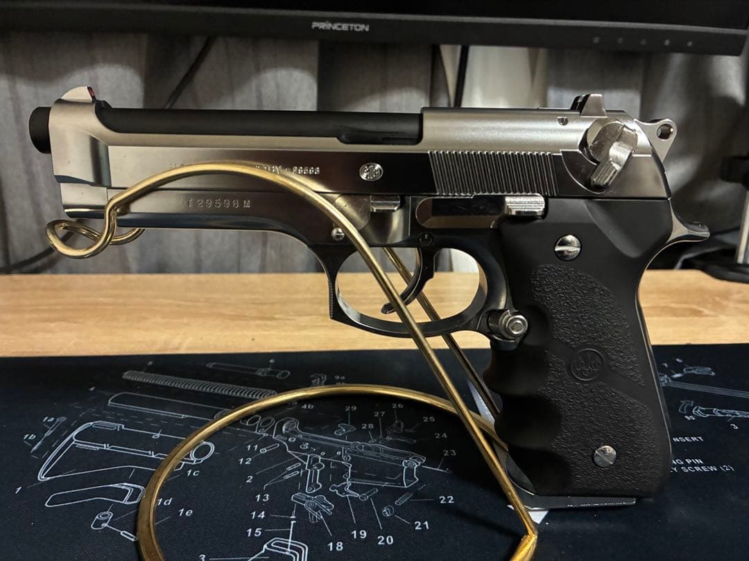 東京マルイ M92Fクロームステンレス 美品