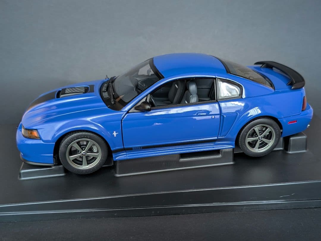 オートアート 1/18 FORD MUSTANG MACH1 '03 Blue