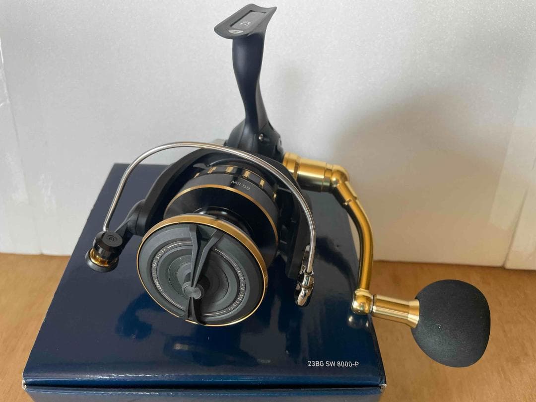 未使用　ダイワ　23BG SW 8000P