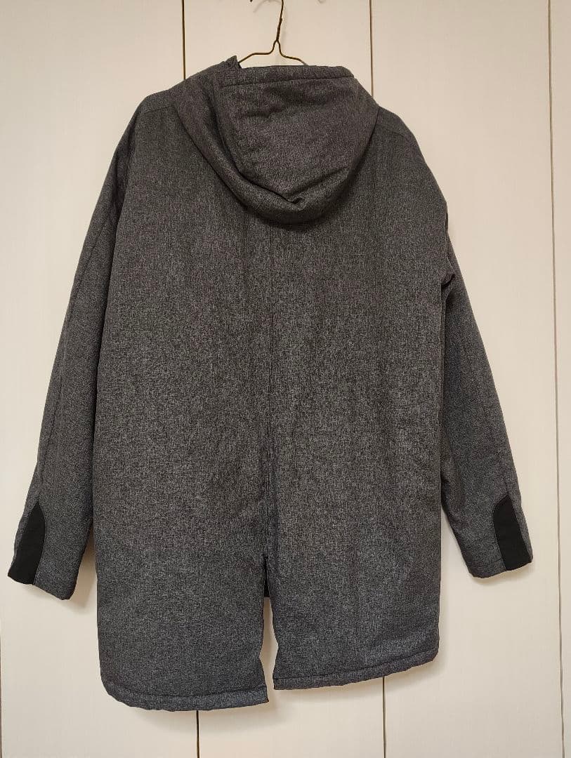 【美品】ATHLETA アスレタ 中綿入ハーフコート グレー Lサイズ