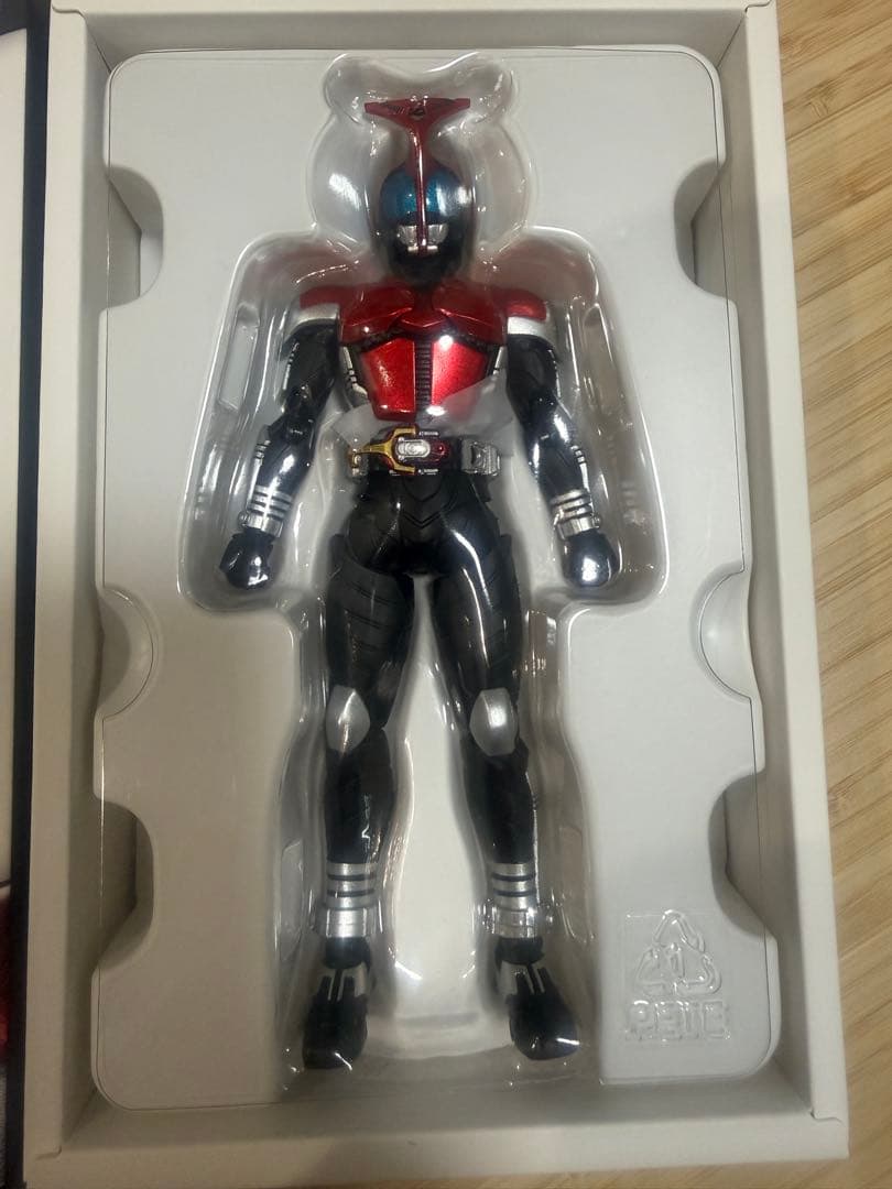 S.H.Figuarts（真骨彫） 仮面ライダーカブト