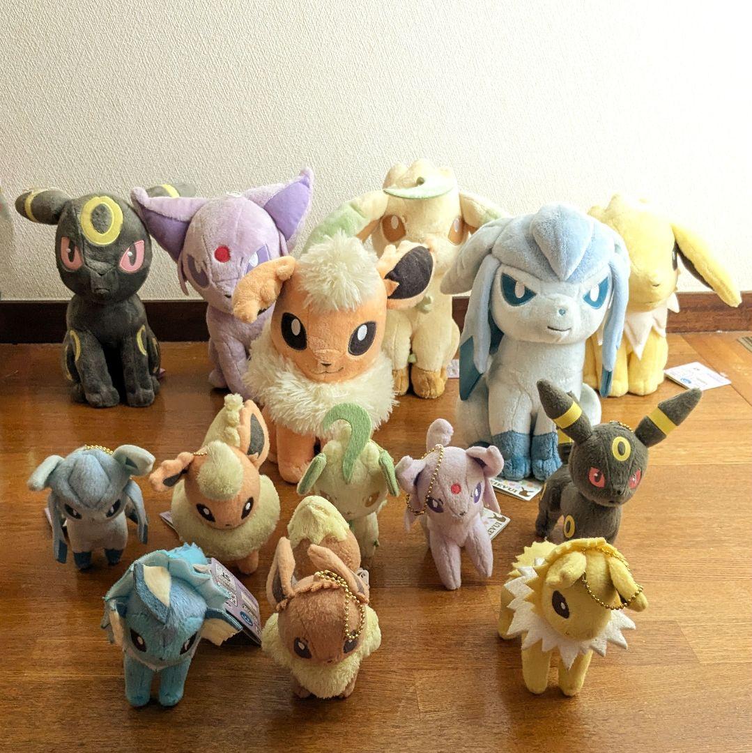 ポケモン ポケットモンスター　イーブイ　アイラブイーブイ ぬいぐるみ　キーホルダ