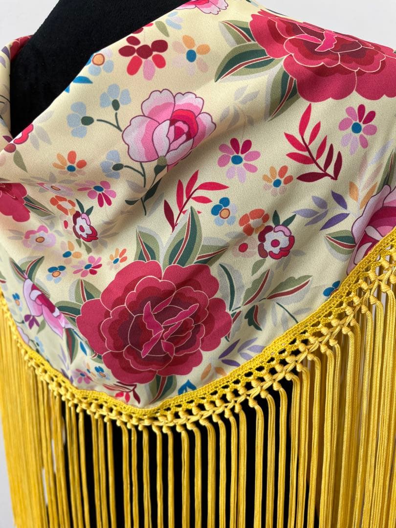 フラメンコ　マントンシージョ　イエローマントン風花柄水玉　イエローフレコ