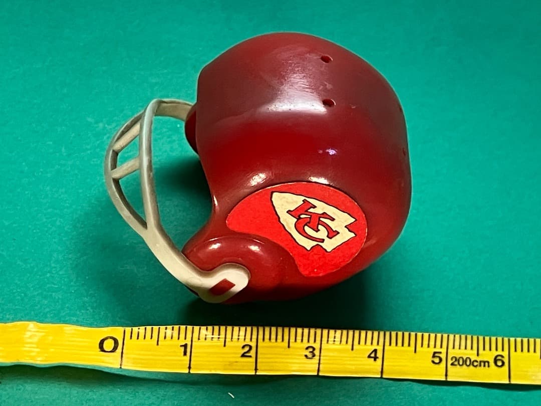 ★【年末年始特別価格】 NFLヘルメットのミニチュア 9種★