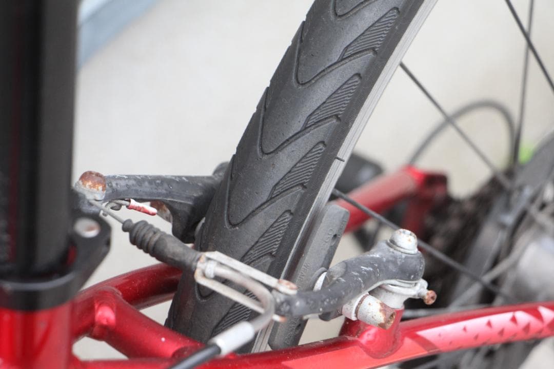 引き取り限定♪スペシャライズド♪SIRRUS♪人気クロスバイク♪レジャーなどに♪