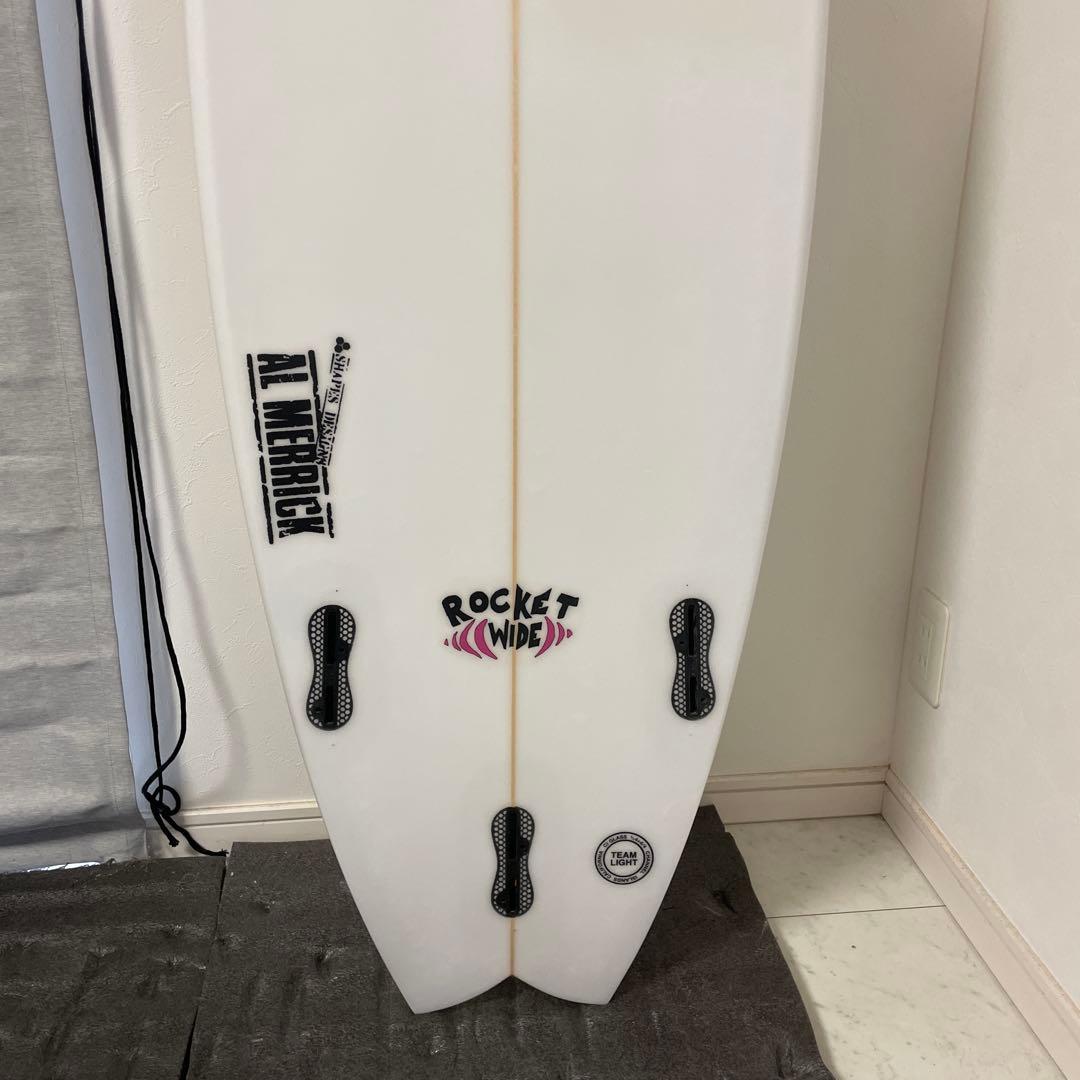 千葉県　片貝手渡し希望　5.7￼ AL MERRICK ROCKET WIDE