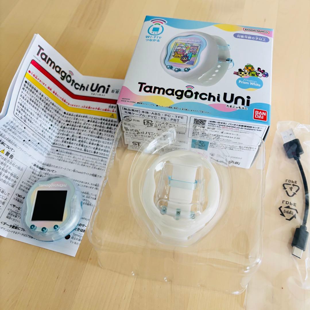 Tamagotchi Uni たまごっちユニ プリズムホワイト
