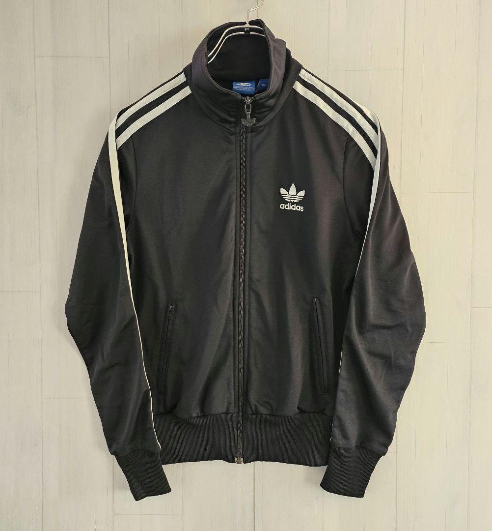 【人気】アディダス FB トラックジャケット バックプリント 黒 レディース S