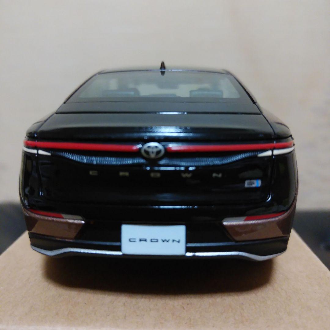 新型クラウン　ミニカー　【ブラック×プレシャスブロンズ】　【新品　未使用】