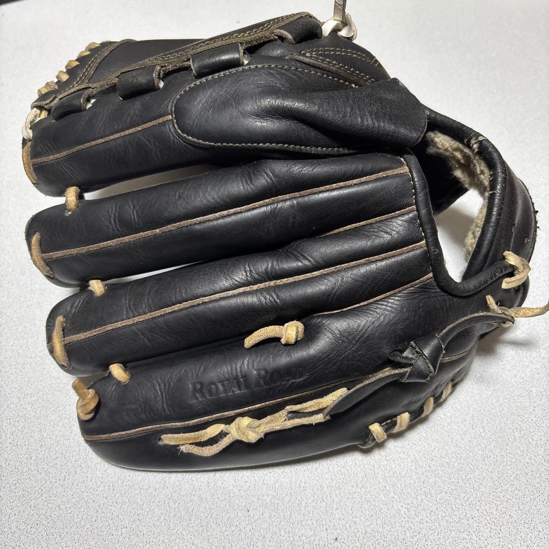 硬式投手用グローブ