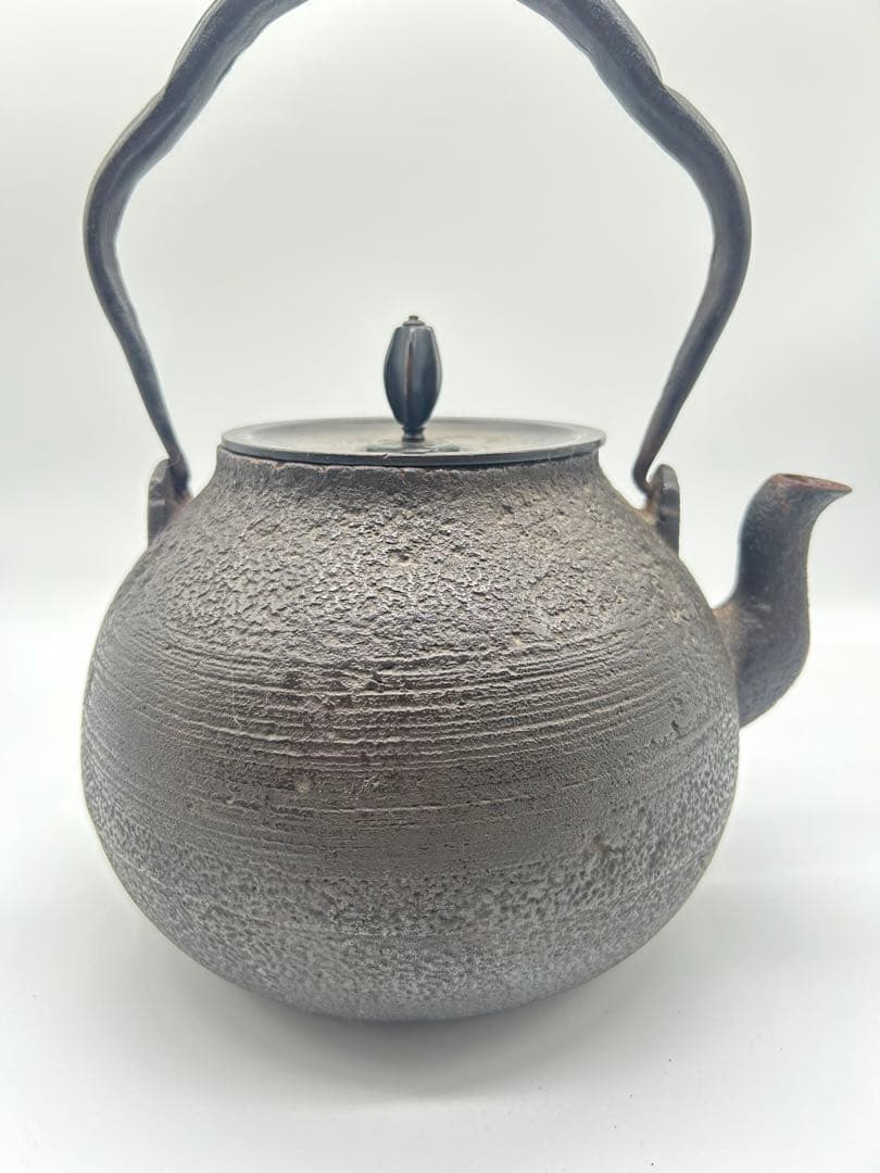 鋳鉄製 鉄瓶 ダークグレー水漏れ無　極上品 時代物 容量約2500ml