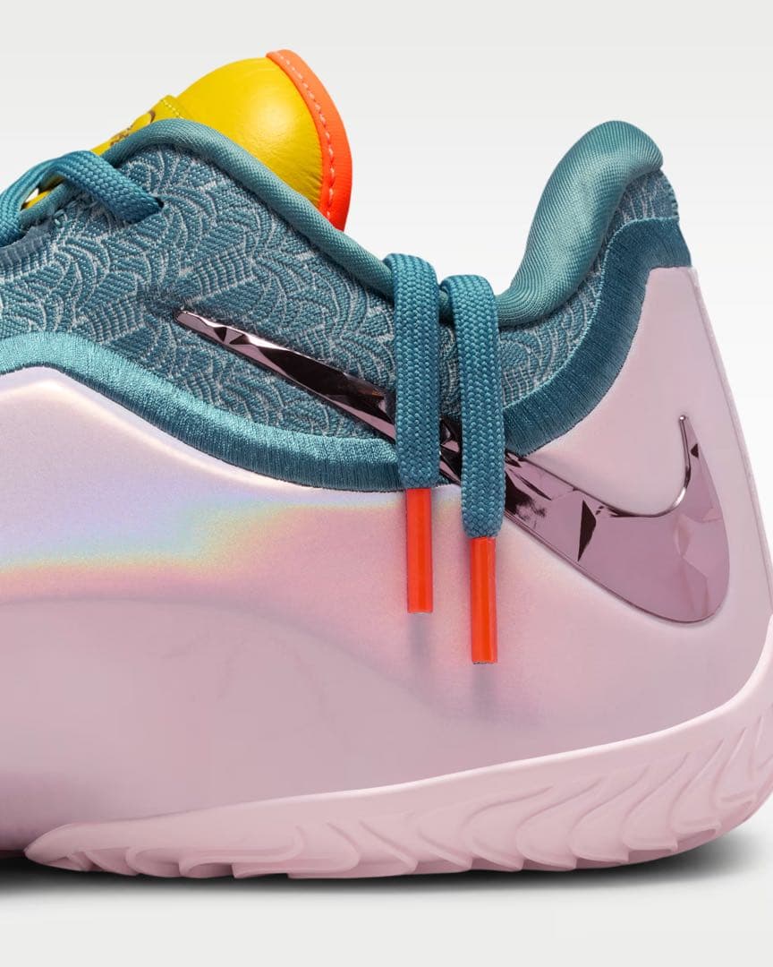 ナイキ　レブロン23 Miami Twice マイアミ バスケットシューズ