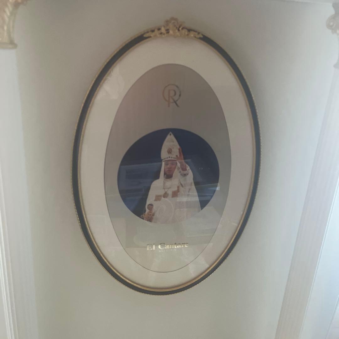 幸福の科学　御本尊　大川隆法　エル・カンターレ写真付き