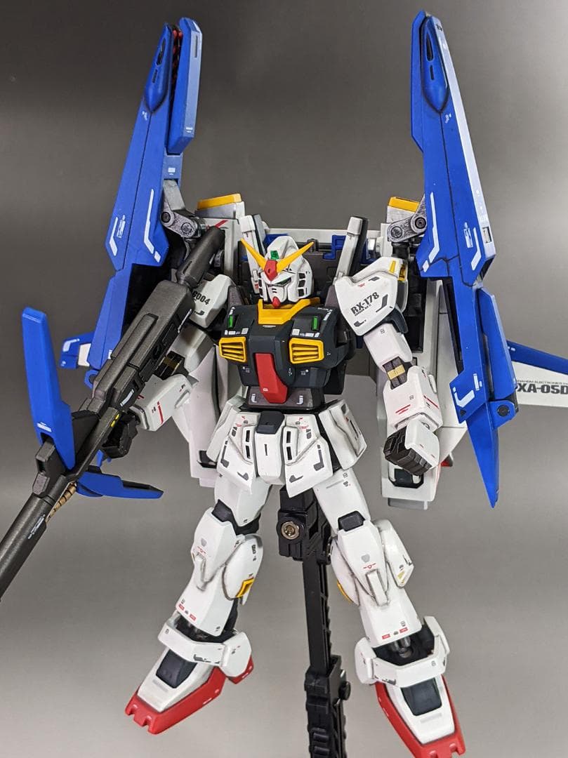 プラモデル　HG スーパーガンダム（機動戦士Zガンダム）組立塗装済