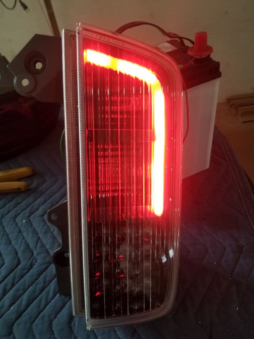 E52 エルグランド ワンオフ LEDテールセット