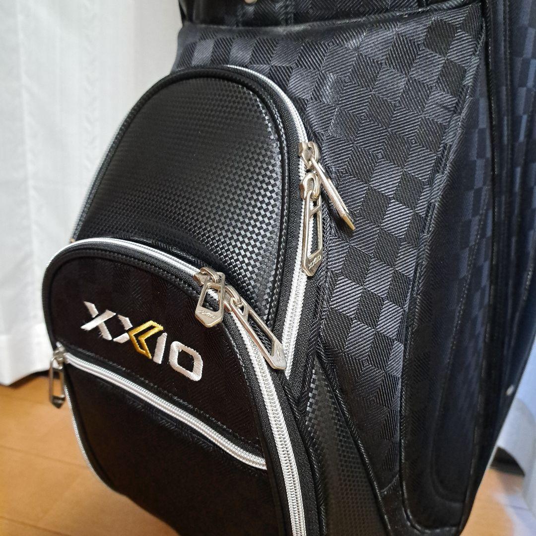 ゼクシオキャディバック、極美品！。9～9.5インチ。フード付き。