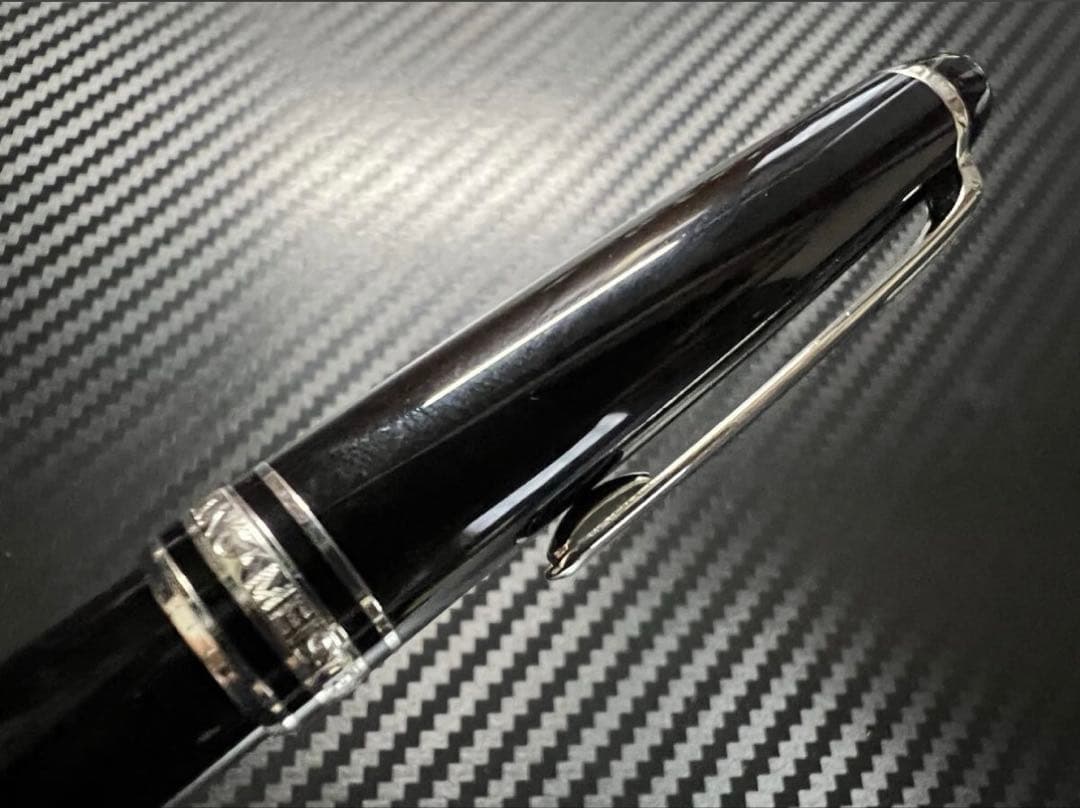 モンブラン 未使用に近い P163 プラチナライン ローラーボール