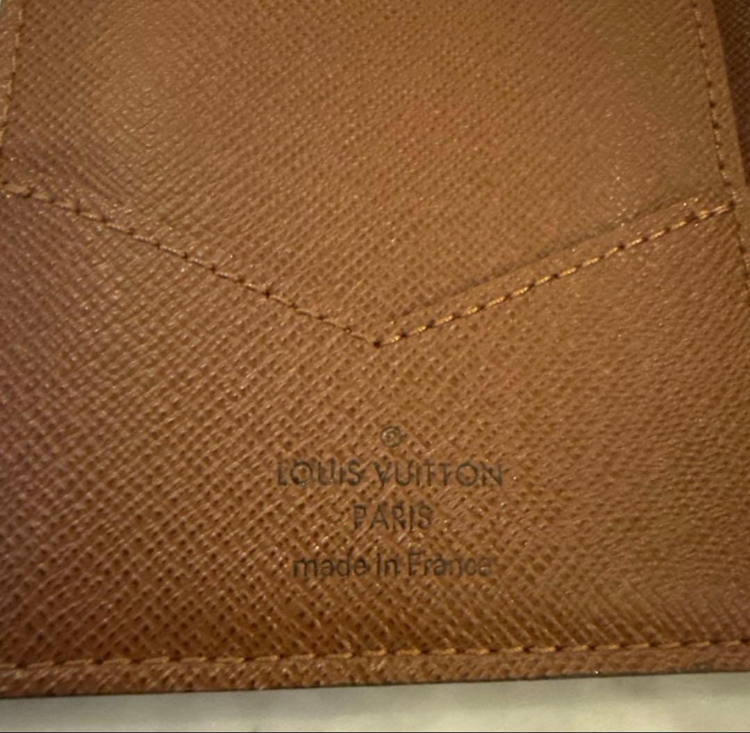 LOUIS VUITTON　パスポートケース 1点