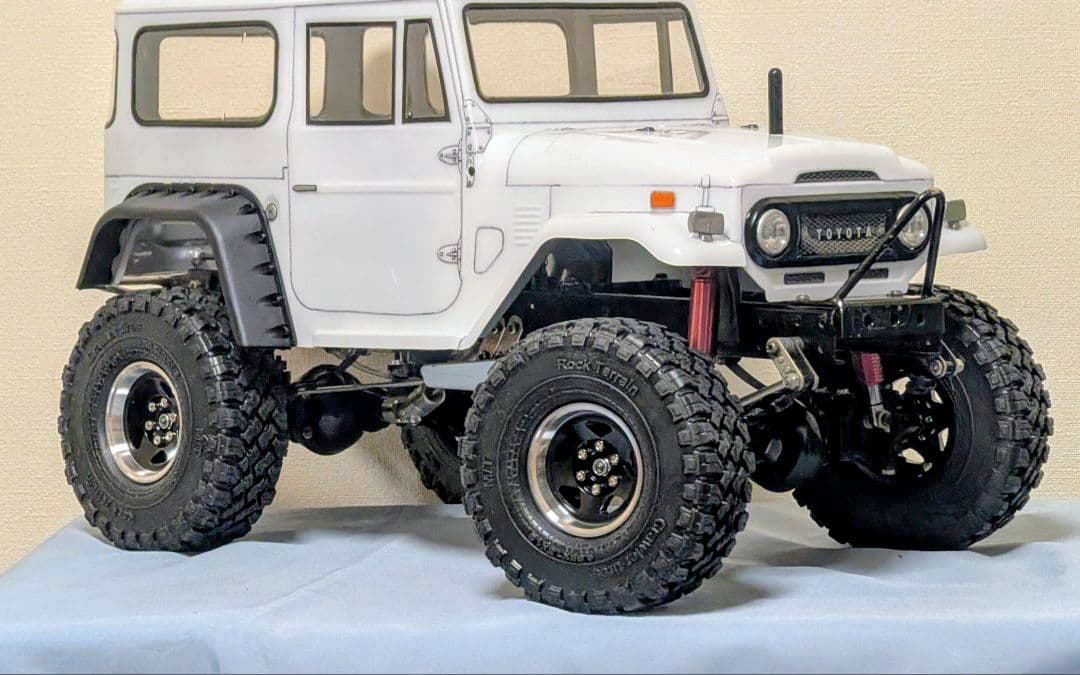 あ*ん様 製作途中 FJ40クローラー タミヤシャシー メカレス