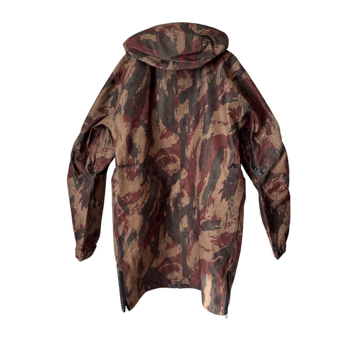 美品　バートン アナログ 3L ゴアテックスJK M カモ