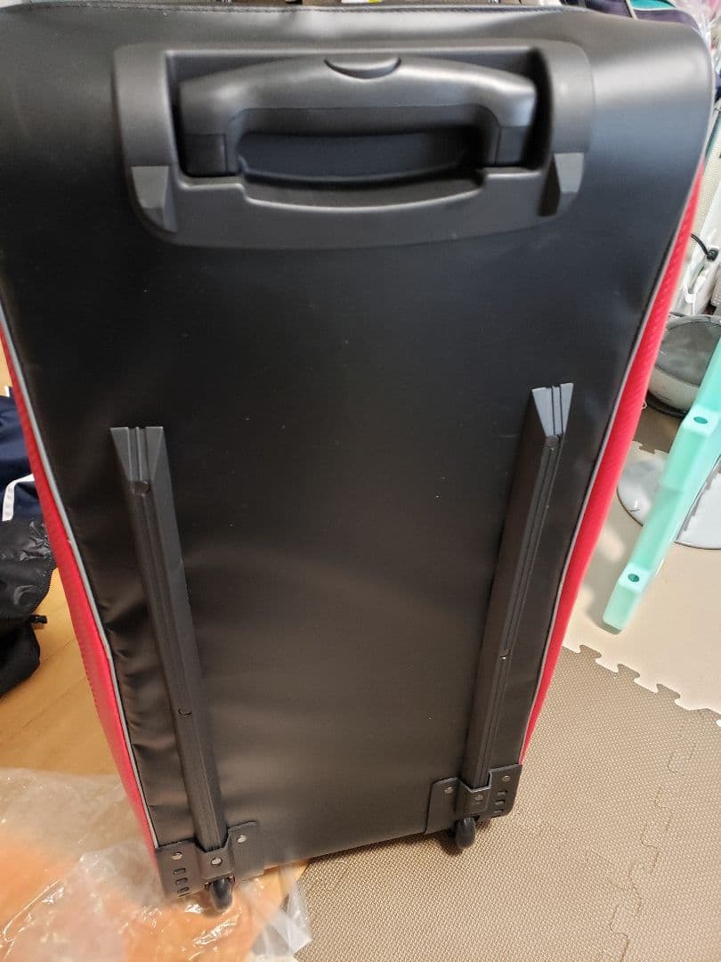 スリクソンツアーバック定価税込約20000円　　　　　　　　　実