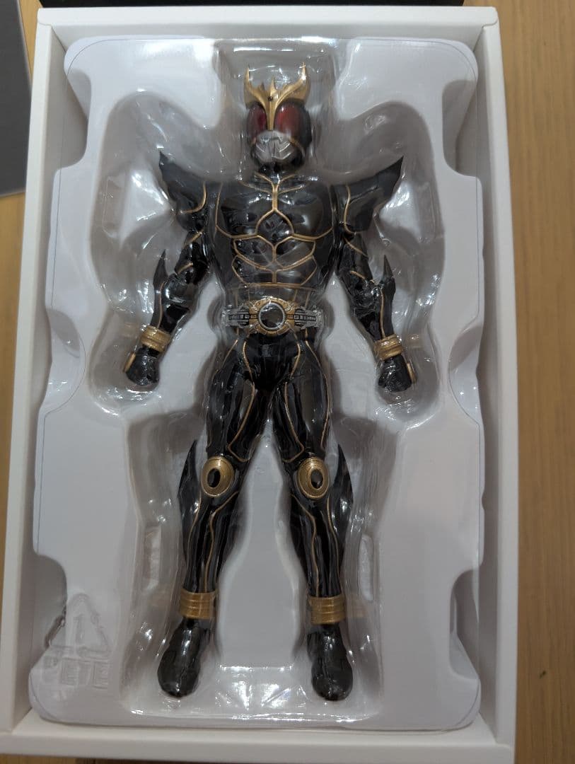 真骨頂 仮面ライダークウガ アルティメットフォーム＆ン・ダグバ・ゼバ　セット