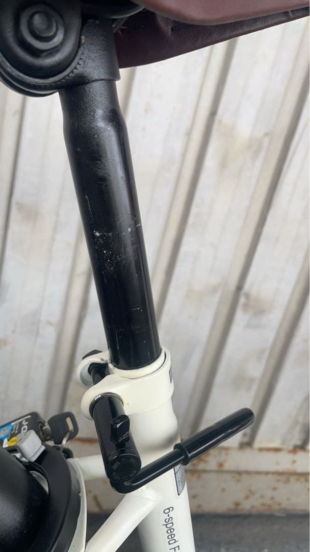 シティサイクル 折りたたみ自転車26ママチャリ シマノ６段変速カゴ鍵LEDライト