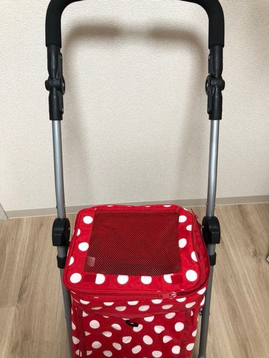 ミニーちゃんドット柄の犬用ベビーカー‼️数量限定品Disney