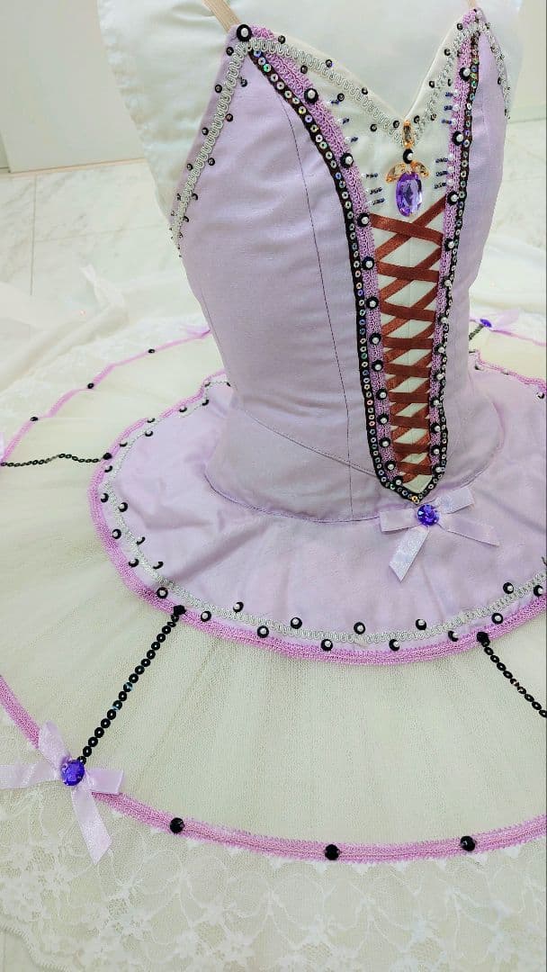 【アルレギナーダ、サタネラ】 チャコット・バレエ衣裳 袖飾り付き 美品 ４号