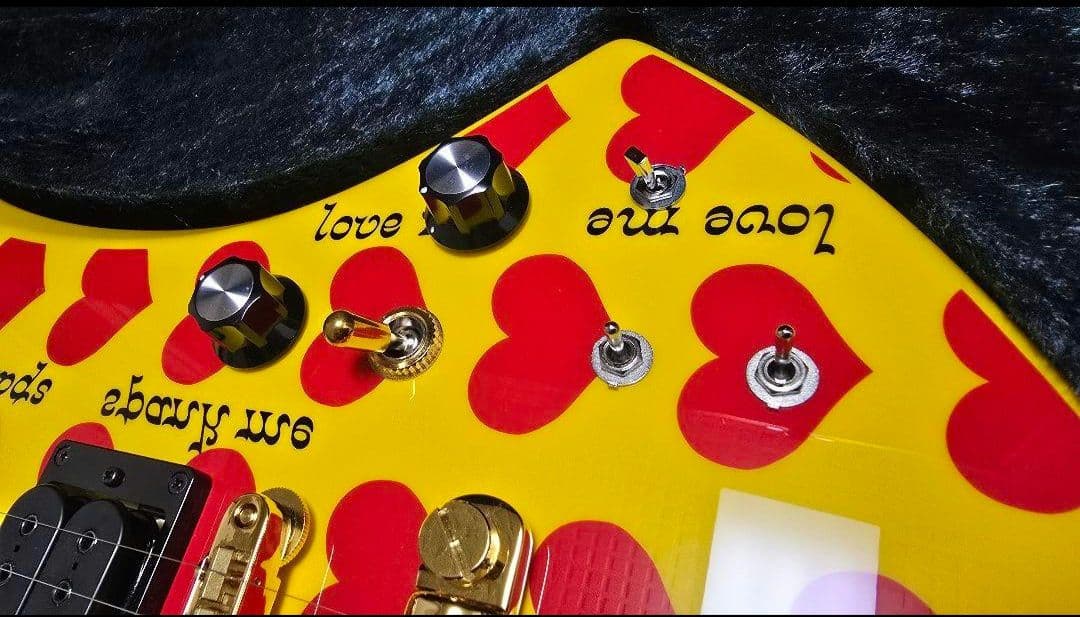 hide ギター イエローハート Burny　MG-165HY 未使用に近い