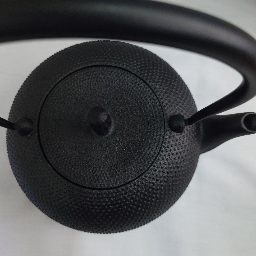 南部盛栄堂造　１２型アラレ　南部鉄瓶　南部鉄器　鉄瓶