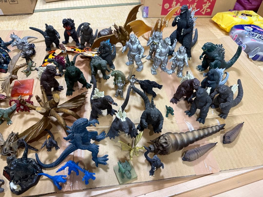 み*つ様 ゴジラ 怪獣 フィギュア 大量まとめ売り