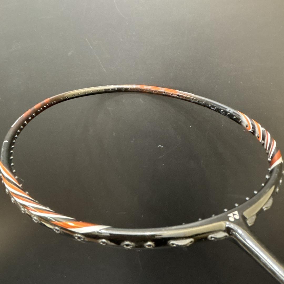 YONEX　NANOSPEED　9900　バトミントンラケット　ガット無し