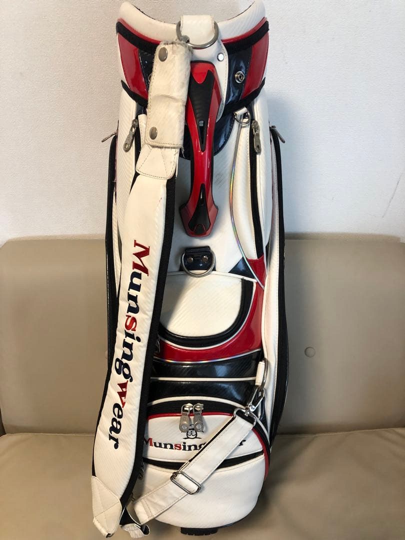 【送料込み】激安　マンシングウェア　 9.5型キャディバッグ　フードカバー付き