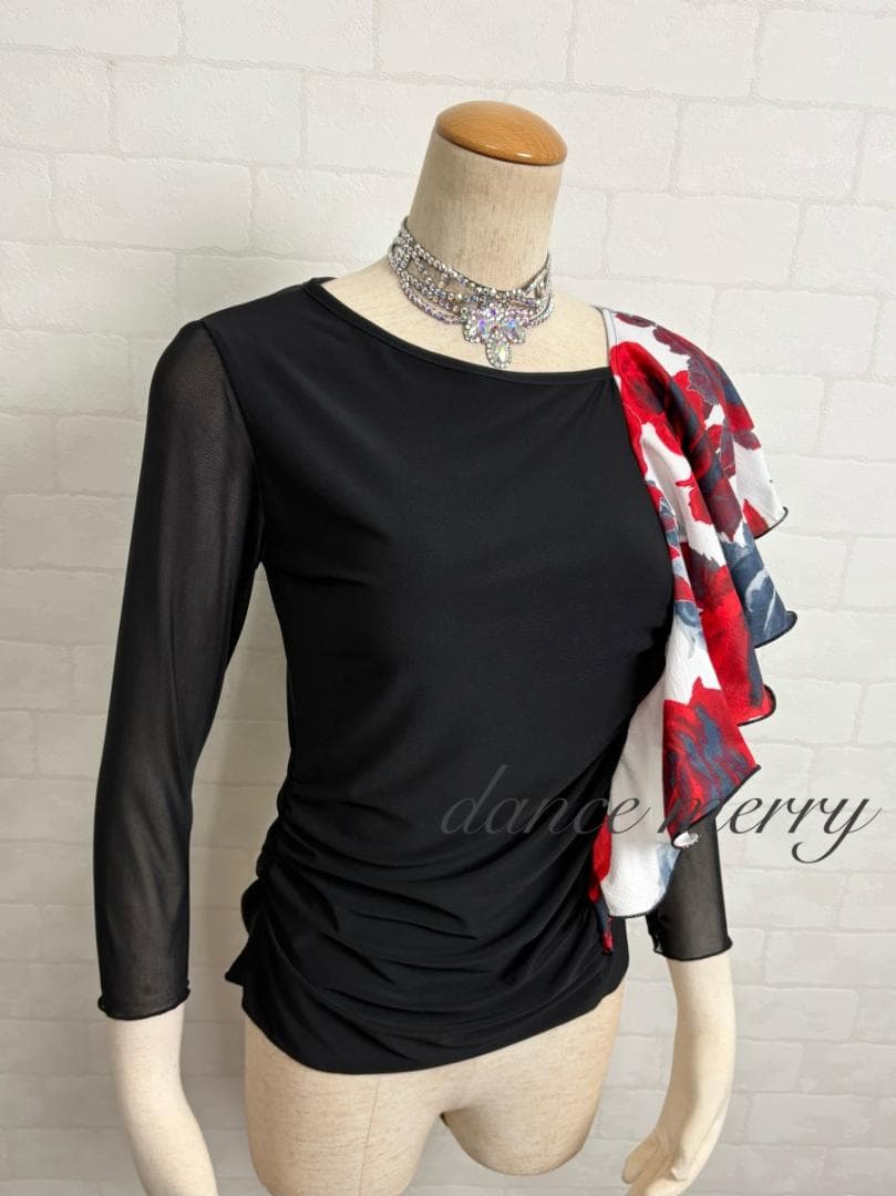 ＊新品　社交ダンス　ツーピース　黒　白　赤　タンゴ　ワルツ　パーティ　8244